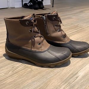 Sperry Duck Boots size 7